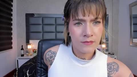 Regina online show from June 2026 03:07:01 AM