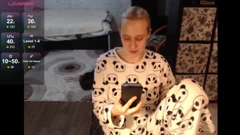 Sasha online show from February 2025 07:07:01 PM