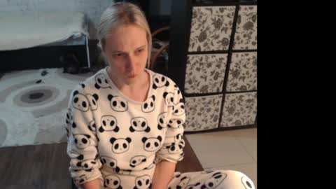 Sasha online show from June 2026 02:12:01 AM