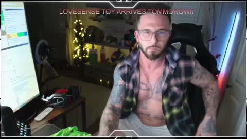 Snapshot of mrstr33tfr33k chatting on February 2025 03:45:01 AM mrstr33tfr33k online show from February 2025 03:45:01 AM