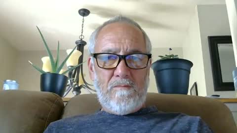 mrtease5 online show from June 2026 06:33:01 PM