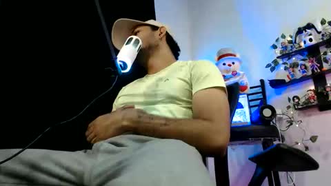 Snapshot of mrvgs chatting on June 2026 02:18:02 AM Mr Vgs online show from June 2026 02:18:02 AM