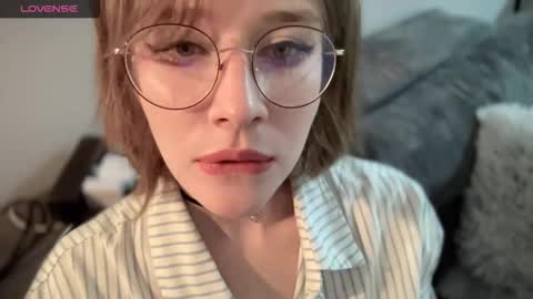 Snapshot of ms_christiana chatting on November 2025 12:27:01 AM ms_christiana online show from November 2025 12:27:01 AM