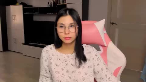 ms_emily_ online show from September 2025 11:56:02 AM