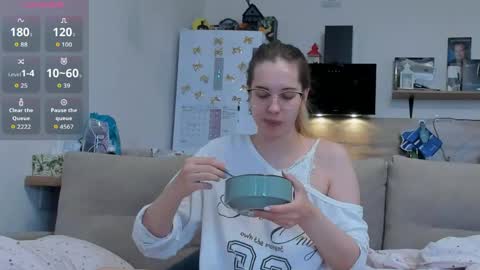 Ms ForYOU online show from April 2026 06:19:01 AM