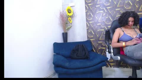 Snapshot of ms_leydi chatting on April 2026 04:46:02 AM ms_leydi online show from April 2026 04:46:02 AM