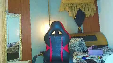 Snapshot of ms_leydi chatting on June 2026 05:12:01 AM ms_leydi online show from June 2026 05:12:01 AM