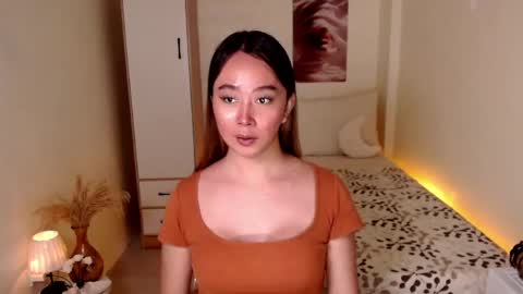 Evon online show from April 2026 08:11:01 PM