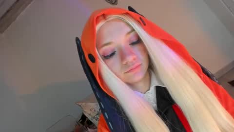 Annabelle  online show from October 2025 02:36:01 PM