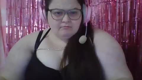 Snapshot of mscamirose15 chatting on October 2025 08:09:02 PM Ms. Cami Rose online show from October 2025 08:09:02 PM