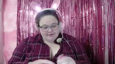 Snapshot of mscamirose15 chatting on October 2025 08:22:01 PM Ms. Cami Rose online show from October 2025 08:22:01 PM