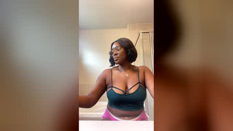 Snapshot of msloyalty chatting on April 2026 06:38:01 PM Ms. LOYALTY online show from April 2026 06:38:01 PM