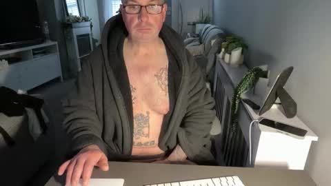 Snapshot of mtb1697 chatting on February 2026 09:01:02 AM mtb1697 online show from February 2026 09:01:02 AM