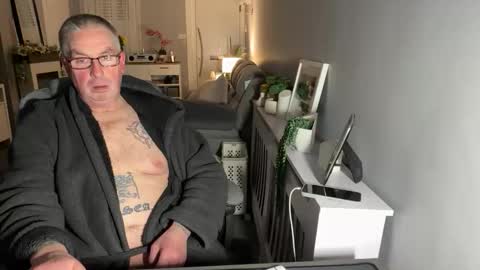 Snapshot of mtb1697 chatting on February 2026 11:52:02 PM mtb1697 online show from February 2026 11:52:02 PM