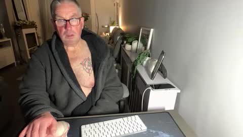 Snapshot of mtb1697 chatting on March 2026 11:31:01 PM mtb1697 online show from March 2026 11:31:01 PM