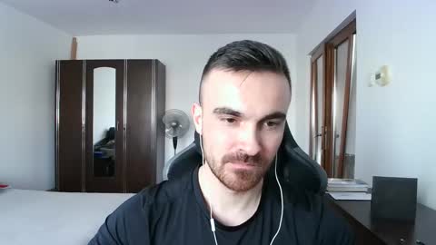 Victor online show from December 2025 12:22:02 PM