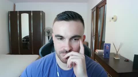 Victor online show from April 2026 12:25:01 PM