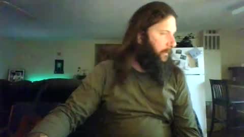 Snapshot of mudge chatting on January 2025 03:54:02 AM Mudge online show from January 2025 03:54:02 AM