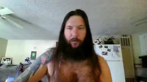 Snapshot of mudge chatting on February 2025 01:55:01 PM Mudge online show from February 2025 01:55:01 PM