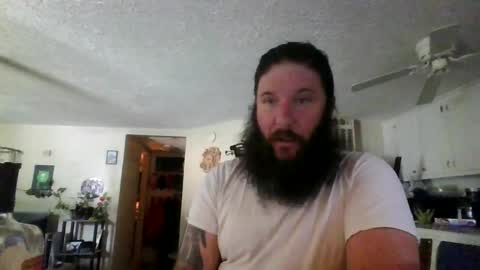 Snapshot of mudge chatting on July 2026 09:57:01 PM Mudge online show from July 2026 09:57:01 PM