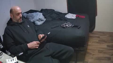 Muffdiver online show from February 2026 11:23:02 PM