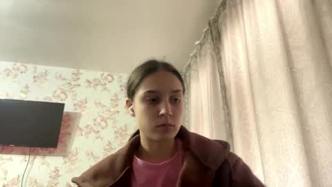 Tia online show from April 2026 09:02:01 AM