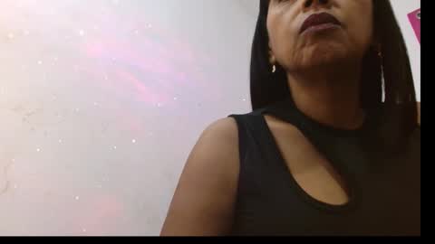 yuli online show from December 2024 06:35:01 AM