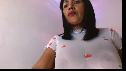 yuli online show from January 2025 06:49:02 AM