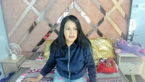 Snapshot of mulan_sexy01 chatting on December 2024 07:53:02 PM Mulan online show from December 2024 07:53:02 PM