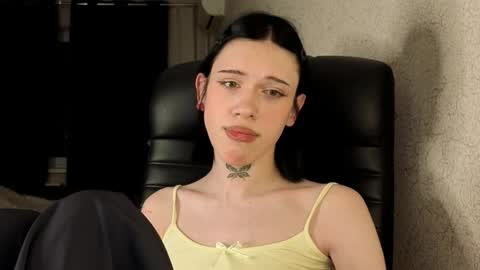 Polik online show from April 2026 07:47:02 PM