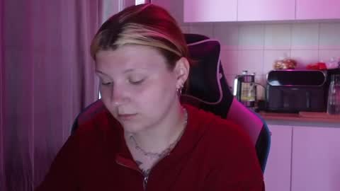 Snapshot of mura_muur chatting on June 2026 02:10:01 PM Milana online show from June 2026 02:10:01 PM