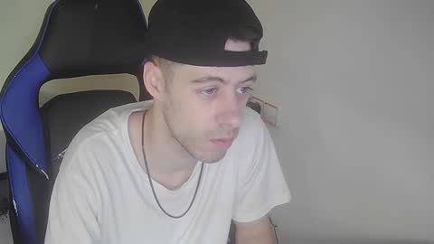 Snapshot of murcianito chatting on February 2026 01:01:02 PM murcianito online show from February 2026 01:01:02 PM