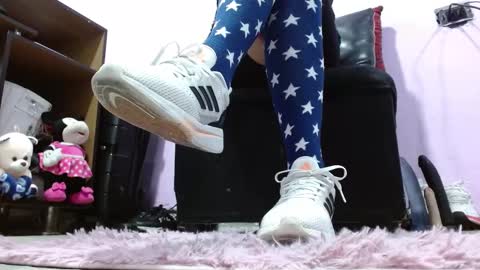 Snapshot of murielbrown chatting on February 2025 01:45:02 AM Muriel online show from February 2025 01:45:02 AM