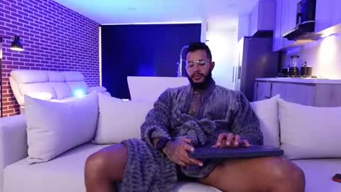 Nick online show from November 2025 11:32:02 AM