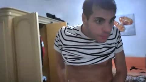 Snapshot of musclenjoter chatting on October 2025 02:28:01 AM musclenjoter online show from October 2025 02:28:01 AM