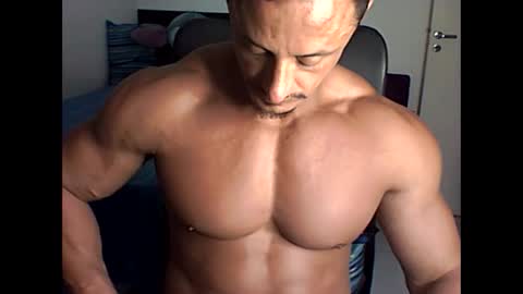 muscleoss online show from September 2025 02:00:02 AM