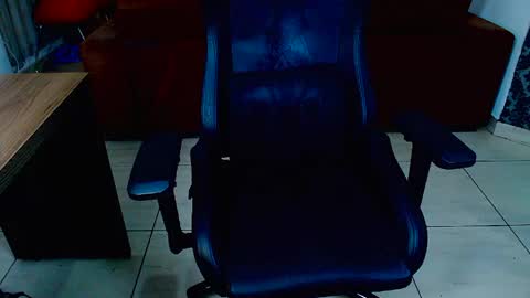 Ragnar   online show from April 2026 07:07:02 PM