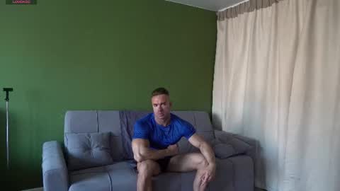 Snapshot of muscularfriend chatting on June 2026 01:41:01 AM Ivan online show from June 2026 01:41:01 AM