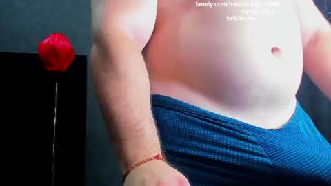 Snapshot of muscularjohnforu chatting on July 2026 06:53:01 PM click icon for peach online show from July 2026 06:53:01 PM