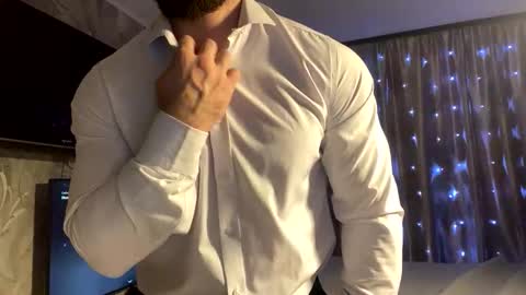 muscularjuggler online show from January 2026 01:48:02 PM