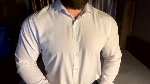 muscularjuggler online show from April 2026 01:58:02 AM