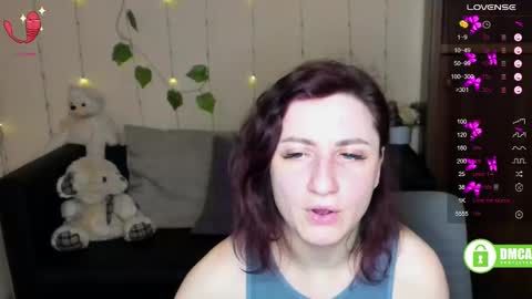 Snapshot of muse_kitty_jenia chatting on February 2025 09:56:02 PM Jenya online show from February 2025 09:56:02 PM