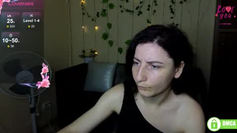 Snapshot of muse_kitty_jenia chatting on October 2025 11:29:02 AM Jenya online show from October 2025 11:29:02 AM