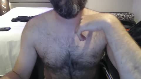 Snapshot of mushman87 chatting on October 2025 05:19:02 PM Mushman online show from October 2025 05:19:02 PM