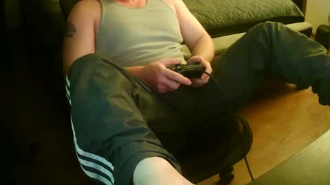 Snapshot of mustenjoyhead79 chatting on November 2025 02:13:01 AM mustenjoyhead79 online show from November 2025 02:13:01 AM