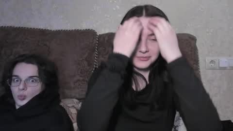 cute couple online show from March 2026 04:39:01 AM