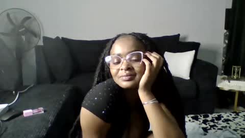 Snapshot of mwana69 chatting on June 2026 08:51:01 PM mwana69 online show from June 2026 08:51:01 PM