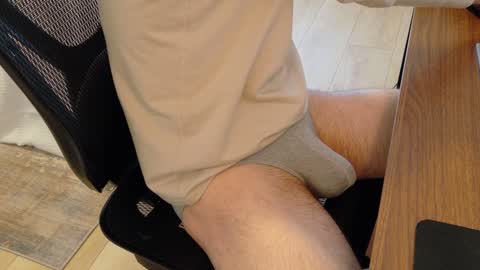 Snapshot of mwc_guy chatting on February 2025 10:32:01 PM mwc_guy online show from February 2025 10:32:01 PM