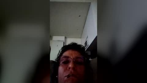 Snapshot of mweed95 chatting on June 2026 07:44:01 AM mweed95 online show from June 2026 07:44:01 AM