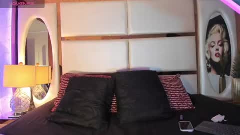 mxli_divine_ online show from July 2026 02:30:02 PM